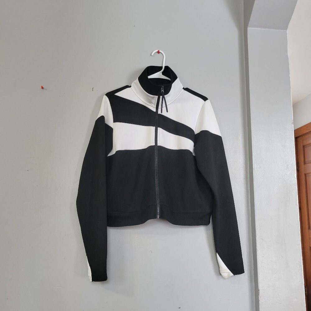 Womens Sports Illustrated sweater